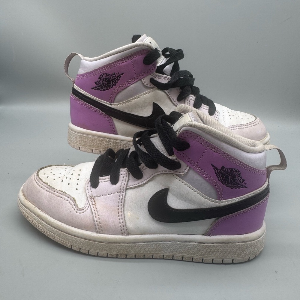 Nike Air Jordan 1 Mid Unisex Wear White "Barely Grape" DQ8424-501 Size 13C
